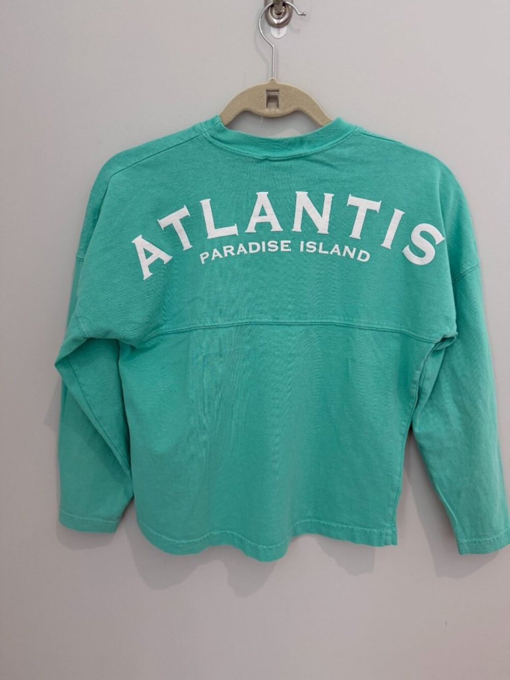 Youth size Atlantis Paradise Island Spirit Jersey size youth large